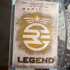 LEGEND
NEW YORK TIMES BESTSELLER